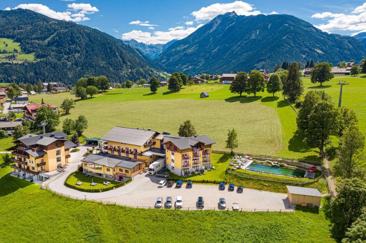 Отель Der Burgfellnerhof - Adults Only Шладминг Экстерьер фото